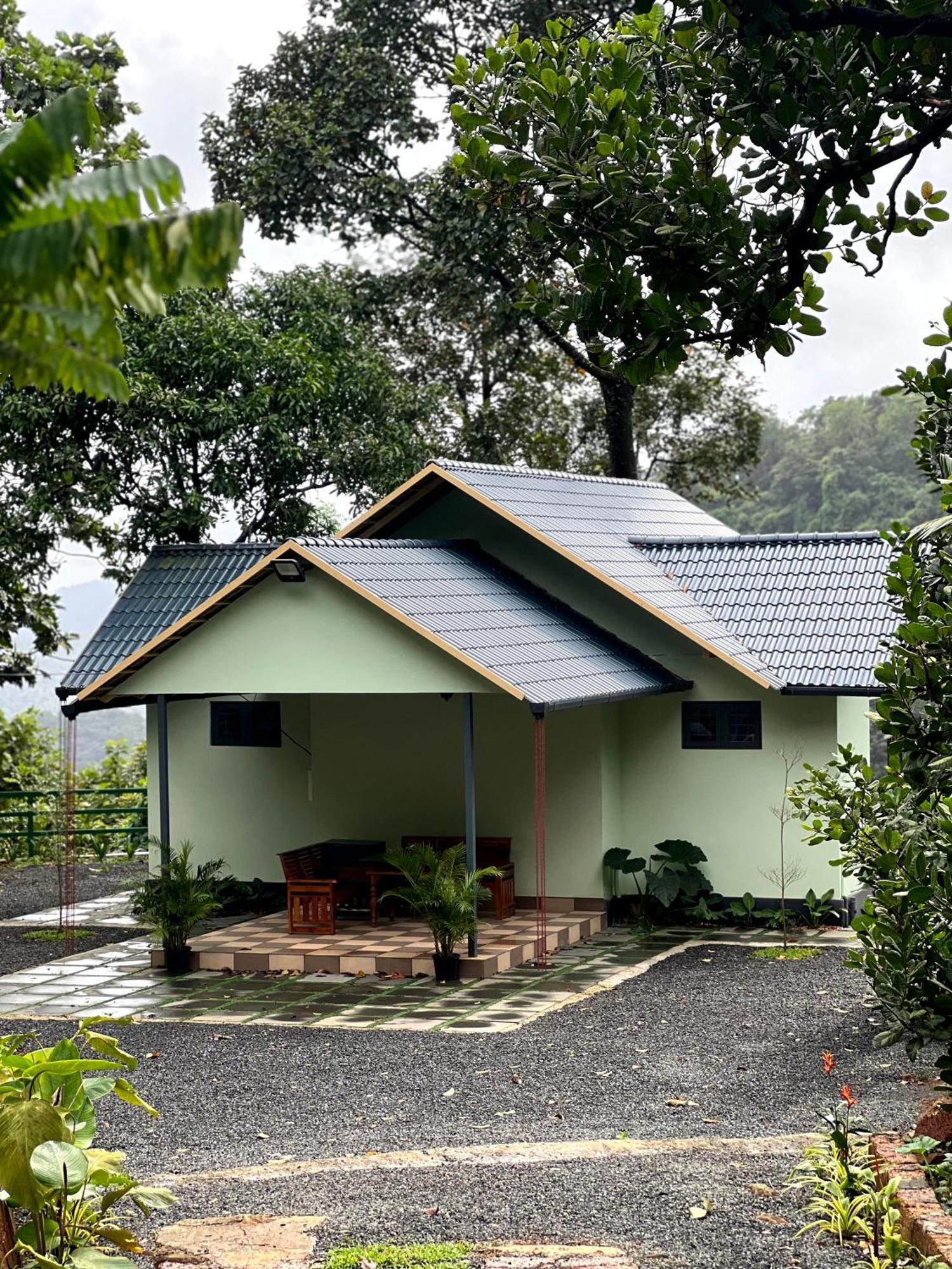 Royal Mount Inn Resorts Paithalmala Kültér fotó